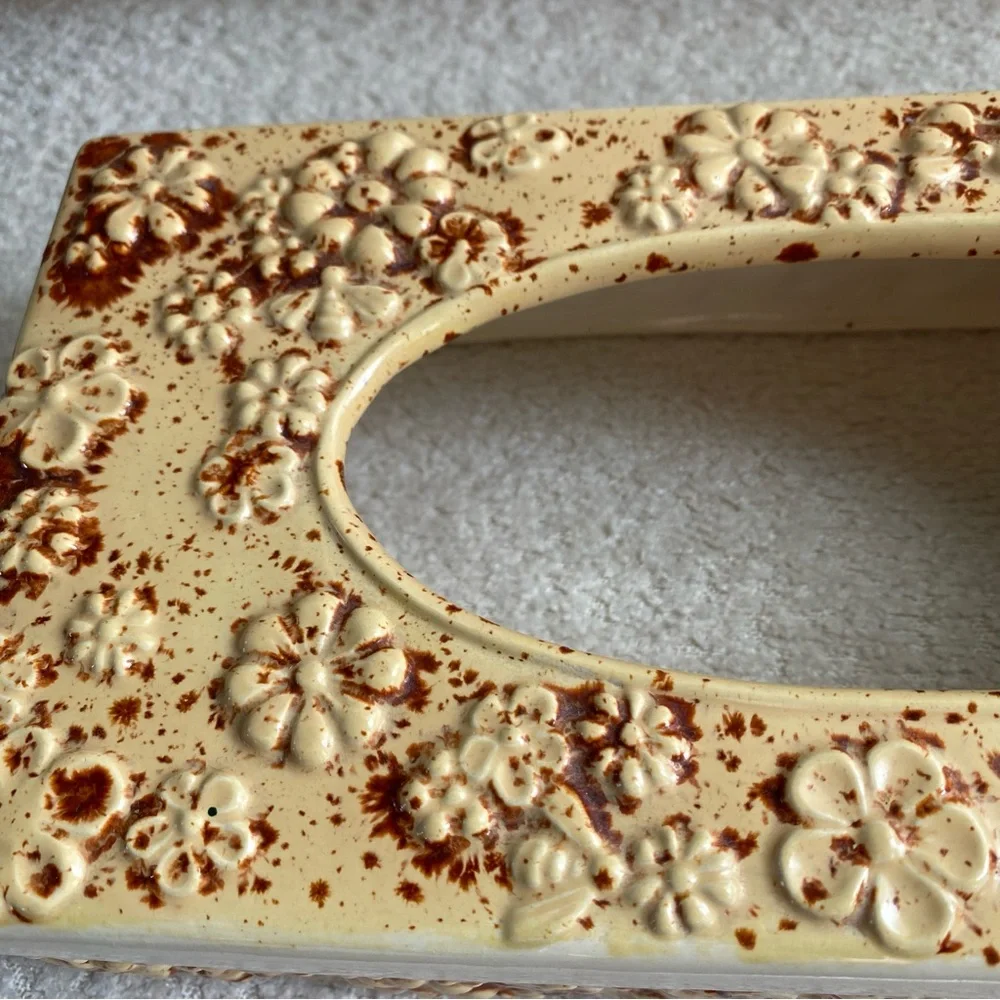 Vintage Mid Century Ceramic Tissue Box Cover Daisy Flower Design Flower Power